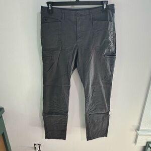 Eddie Bauer Women’s Guides Day Off Straight Leg Pant